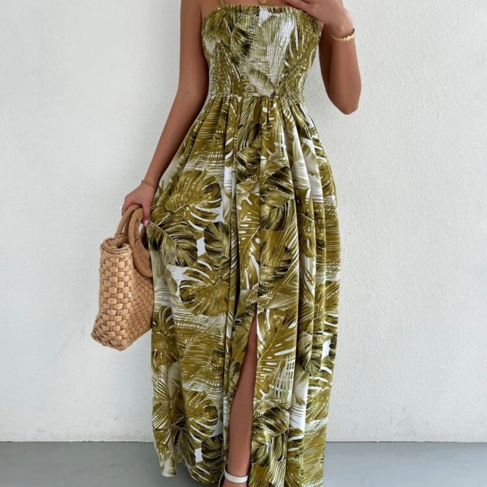 Green Sleeveless  Summer Dress.